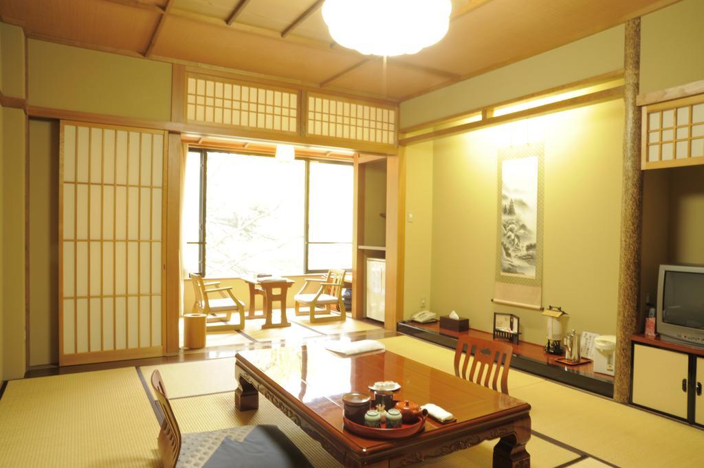 Takizawakan Hotel Maebashi Exterior photo